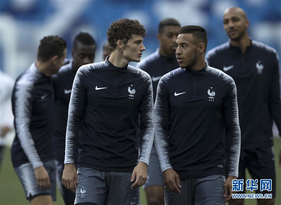 法国队险胜中国队，奥恰洛夫扛起全队