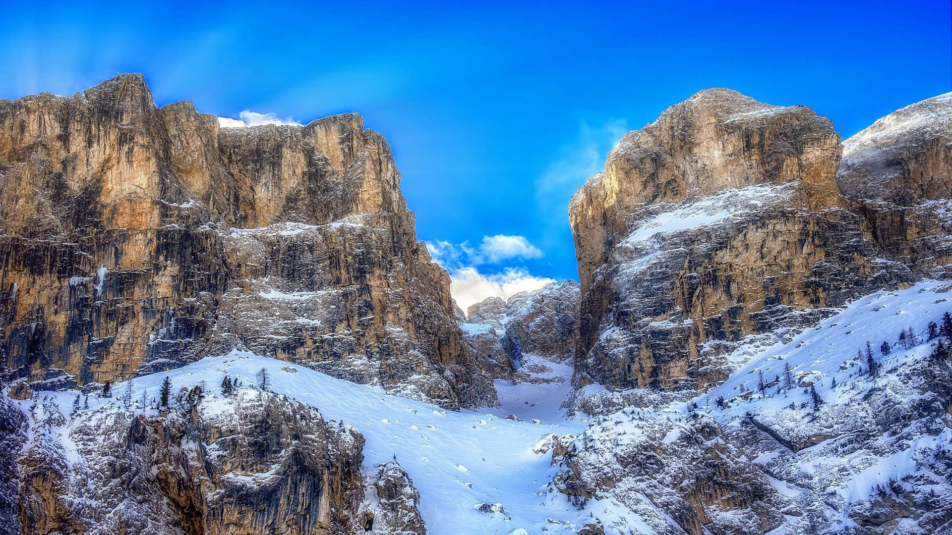 开云APP-铁与雪的交响，当德甲争冠烽烟遇见波兰铁骑踏破安菲尔德