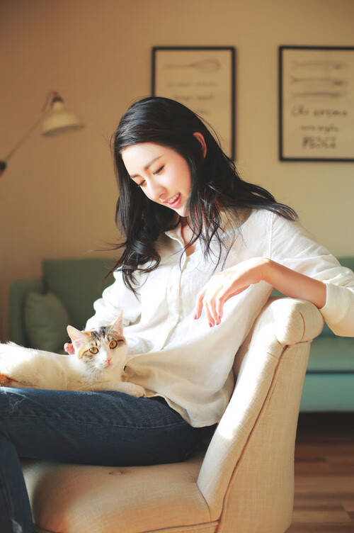 英雄主义，当亚特兰大的闪电刺穿玻利维亚，梅西在暗夜点燃欧冠圣火