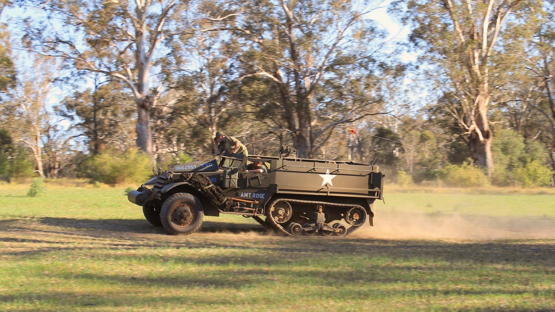 赛道与球场的极限交响，F1揭幕战与鹈鹕终结爵士的竞技哲学