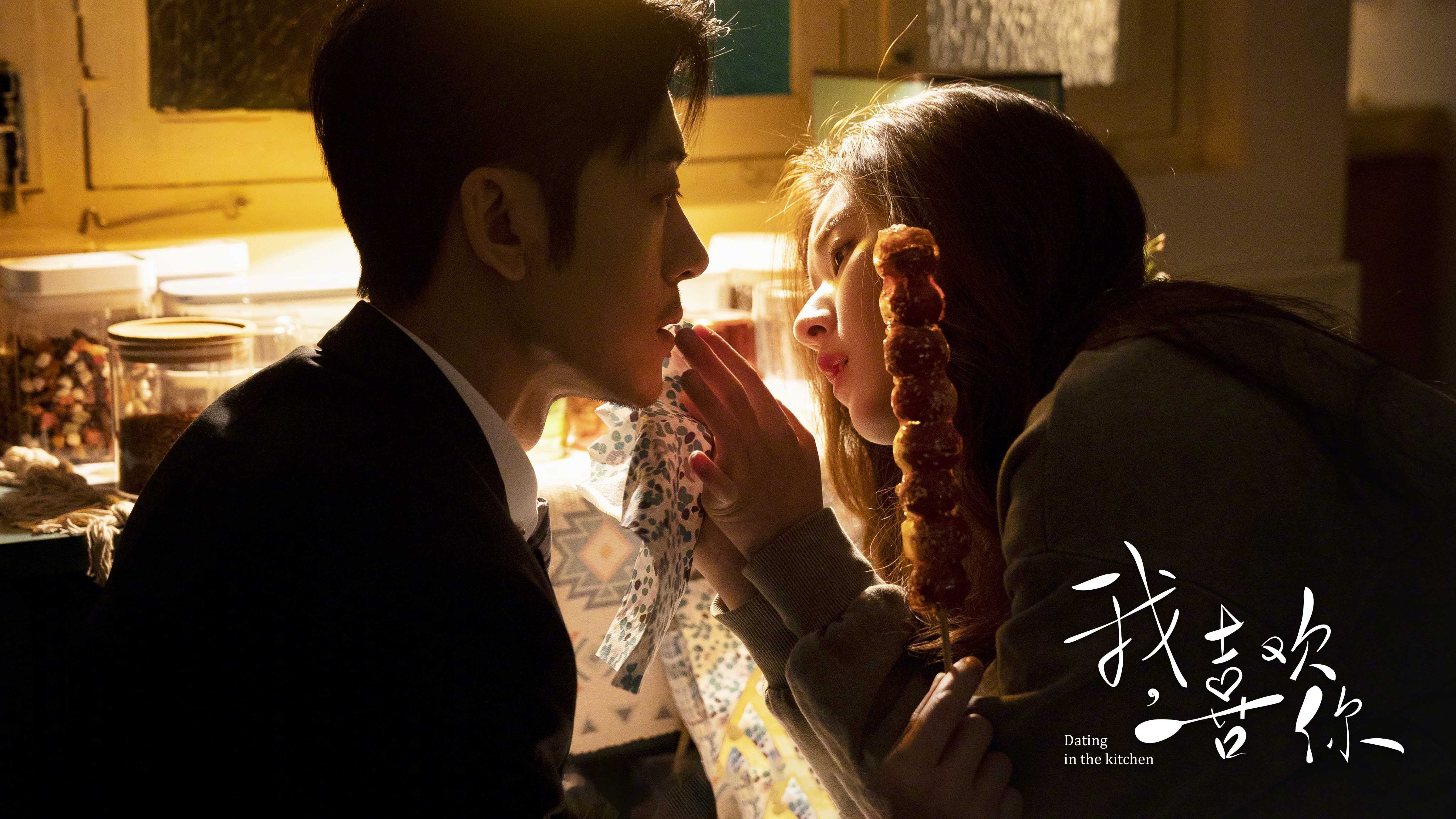 开云平台-绿茵赛场上的超神门将，当摩洛哥对决希腊，库尔图瓦上演现实版稳定输出不掉线