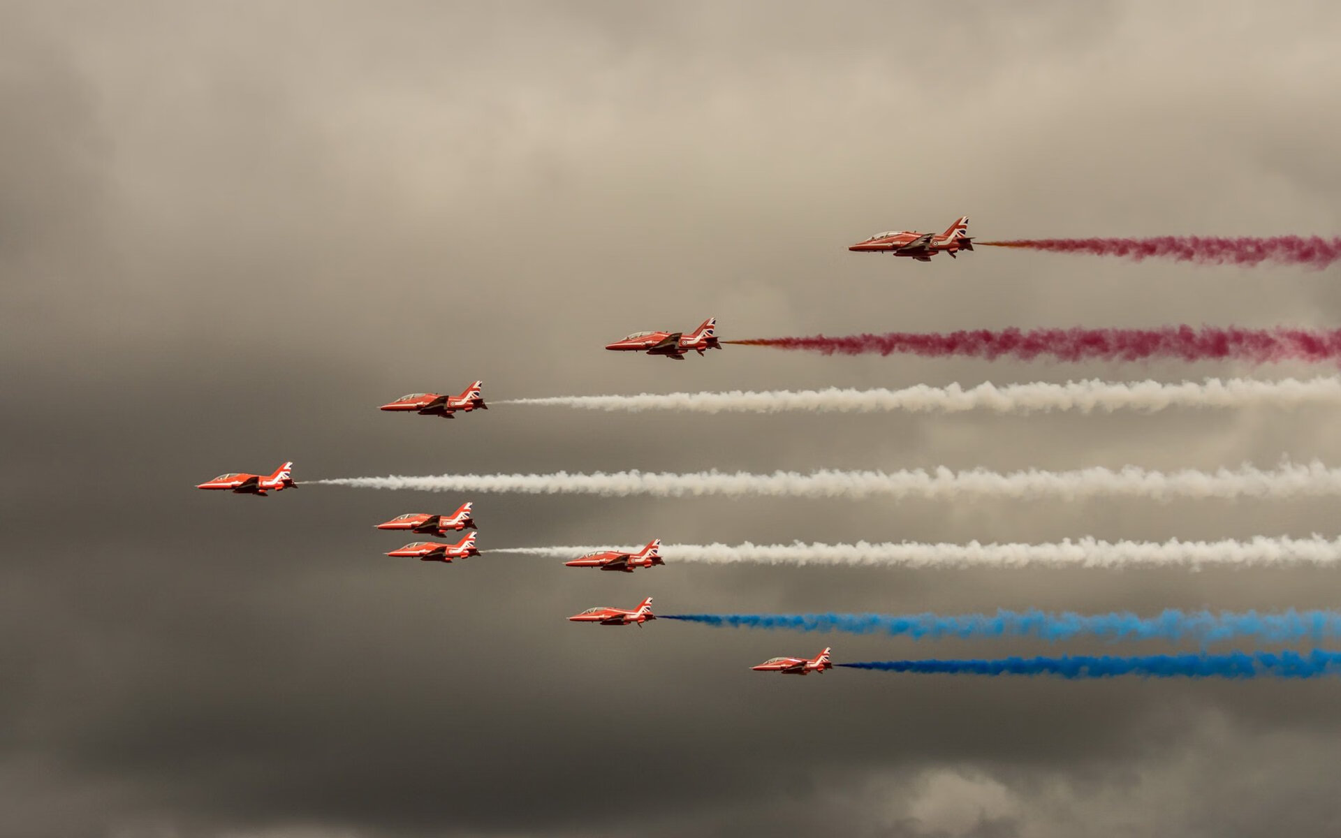 开云下载-门迪纪录之夜闪耀，马德里竞技完胜里昂展雄风