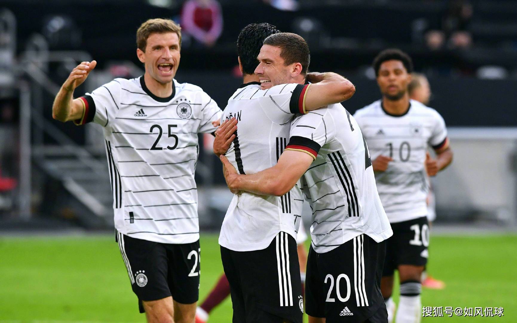 开云平台-姆巴佩压制级发挥，智利强压乌克兰