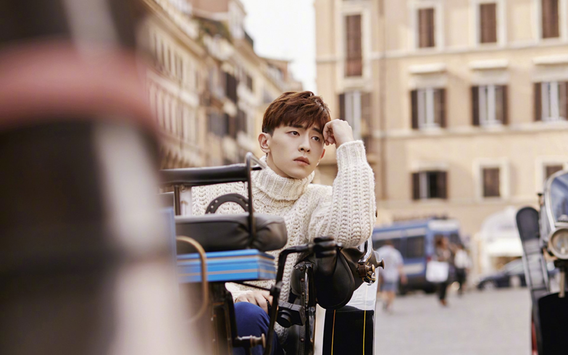 开云体育平台APP-横跨太平洋的篮球风暴，雷霆强势晋级，布伦森加冕关键先生